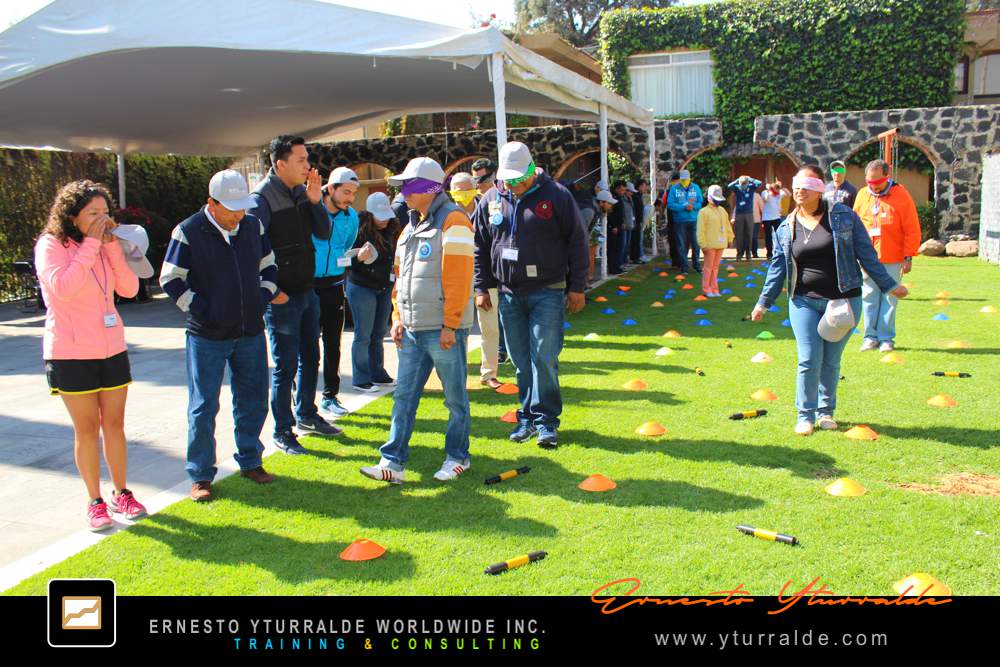 Team Build Inc. | Team Building LATAM | Coaching de Equipos para inspirar compromiso y resultados sostenibles